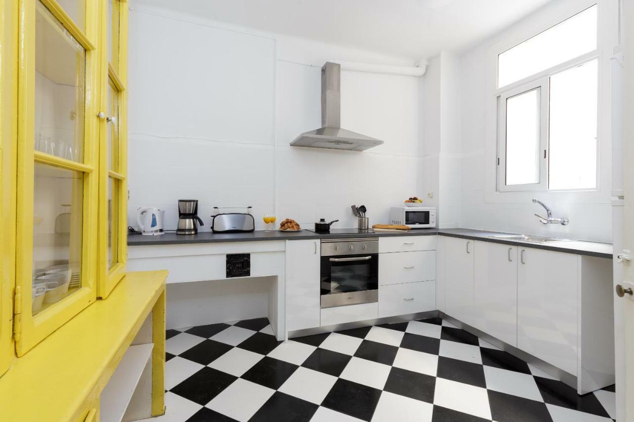 Key Barcelona Housing Apartment Luaran gambar