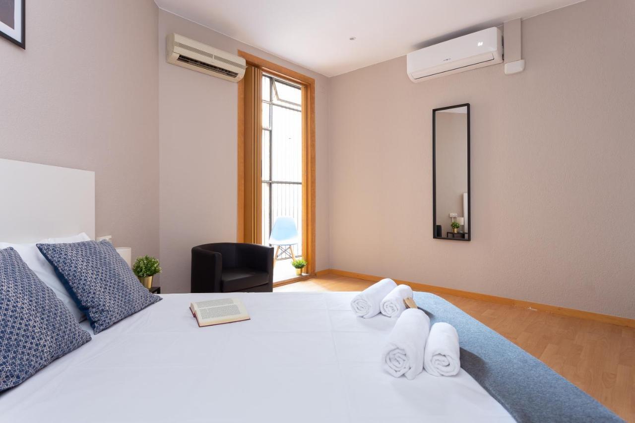 Key Barcelona Housing Apartment Luaran gambar